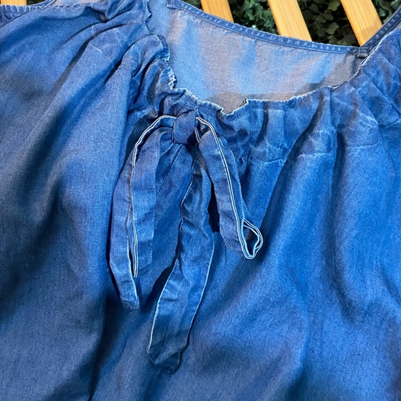 💜LOFT Denim Tops. Size- S (Fit S-M) - Picture 7 of 8